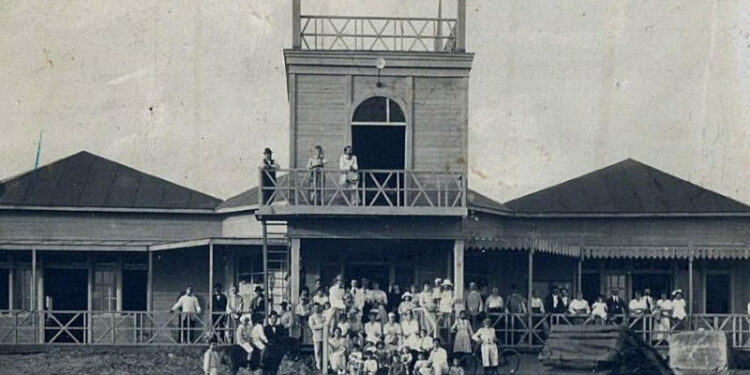 Hotel de madera en Monte Hermoso