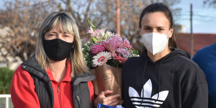 Reconocimiento a Valentina Costa Biondi