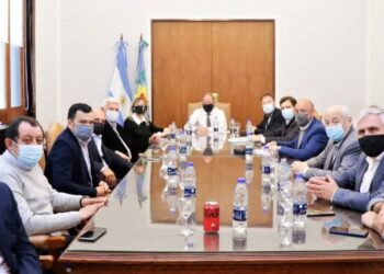 Martín Insaurralde se reunión con intendentes afines de la Sexta Sección Electoral