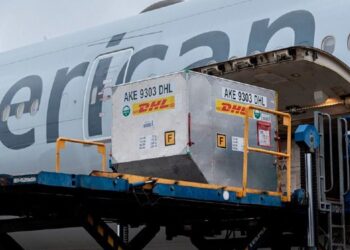 Tras largas idas y vueltas, arribó al país el primer cargamento de vacunas Pfizer