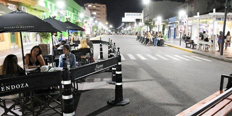 El 15 de diciembre entrará en vigencia el estacionamiento medido y pago en el centro de Monte Hermoso