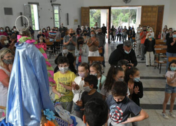 «Fue una gran fiesta popular» dijo el párroco Walter París, tras la celebración de las patronales