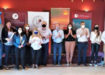 Siete egresados recibieron sus diplomas en el acto de colación de grados de la UPSO