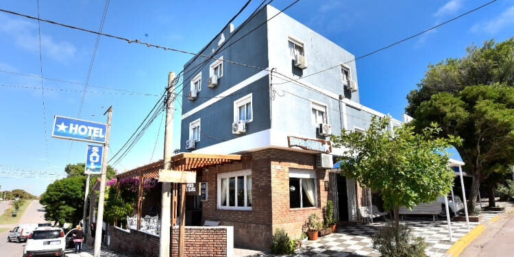 Hotel Saúl 50 años Monte Hermoso