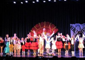 Impecable presentación: El Petit Ballet brilló con luz propia en la muestra anual
