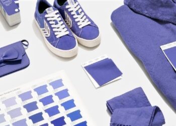 La empresa Pantone eligió un tono de violeta como el color del año 2022