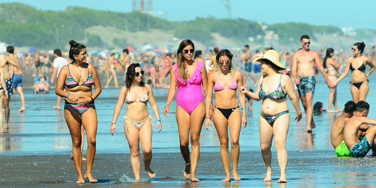 Exposición al sol en la playa cuidados