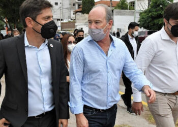 Kicillof en Monte Hermoso con Marcos Fernández