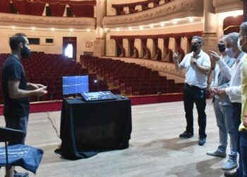 La Unión Industrial donó equipamiento al Teatro Municipal de Bahía Blanca