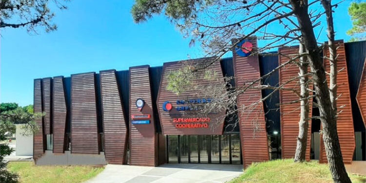 Cooperativa obrera sucursal en Pinamar