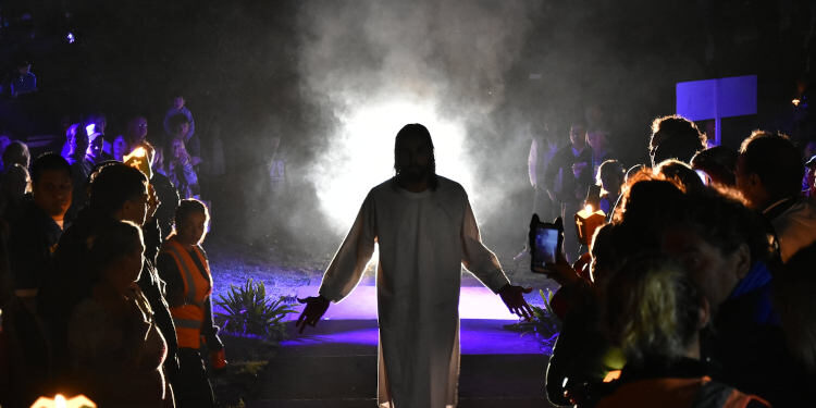 Via crucis en Sauce Grande
