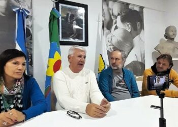 Dichiara sigue de recorrida por la región combinando gestión con armado político