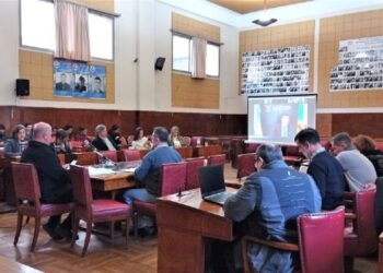 Audiencia para tratar la iniciativa de la exploración petrolera en la costa