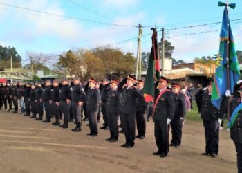 Acto de Homenaje a los Bomberos Voluntarios en su día