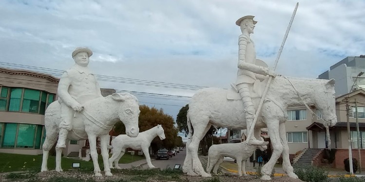 Monumento realizado por Rodolfo Gómez Fernández