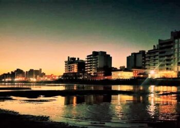 Playa de noche