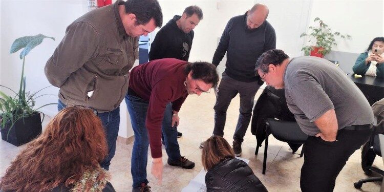 Reunión de la comisión directiva de la Asociación vecinal de Sauce Grande