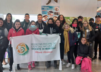 Alumnos de El Perdido visitaron Monte Hermoso