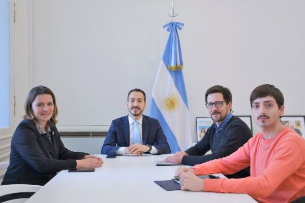 Noelia Sueldo, Nicolás Ritacco, Francisco Pérez Mendioroz y Santiago Dalmau