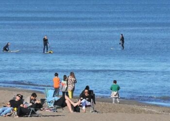 Playa en invierno en Monte Hermoso