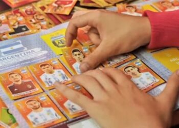 Álbum de figuritas del Mundial de Qatar 2022