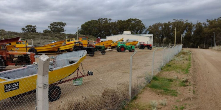Guardería de lanchas en Monte Hermoso