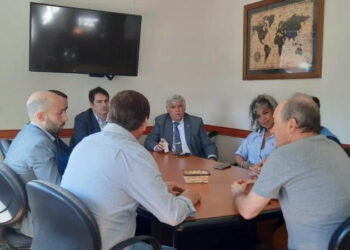 Reunión con funcionarios del Banco Nación en Monte Hermoso