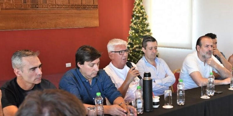 Dihiara encuentro partidario en Monte Hermoso