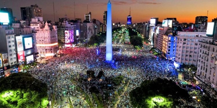 Festejos argentinos en el obelisco