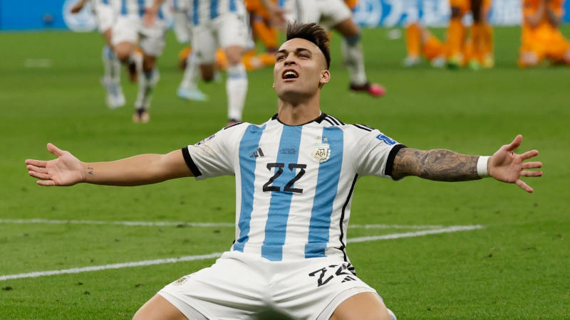 Lautaro Martínez en Bahía Blanca