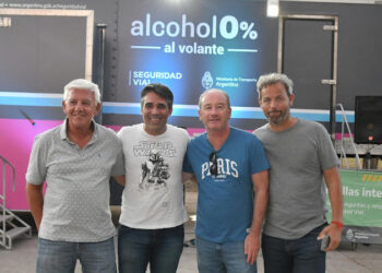 Camion itinerante de la agencia nacional de seguridad vial