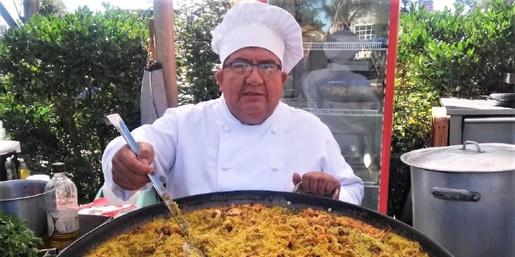 Chef Julio Coñoen