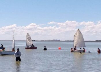 Navegación Laguna Sauce Grande