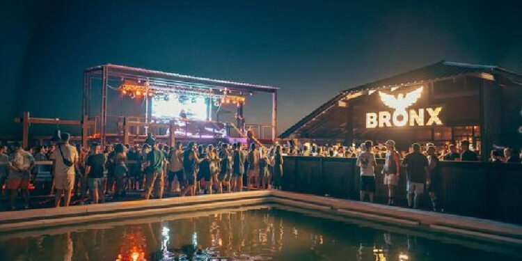 Ruidos molestos en parador bronx Monte Hermoso