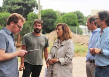 Recorrido por los terrenos del futuro Centro Universitario