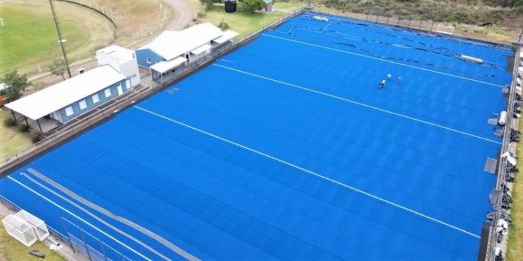 Cancha de hockey del Polideportivo municipal