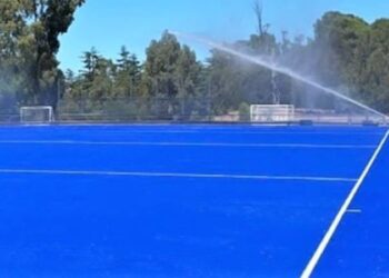 Cancha de hockey del Polideportivo municipal