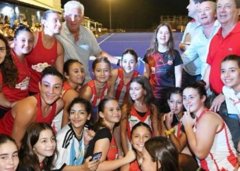 Inauguración cancha de hockey