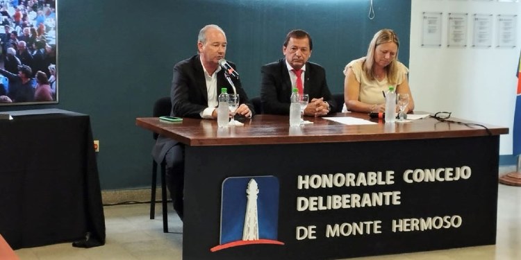 Marcos Fernández en la apertura de sesiones del HCD