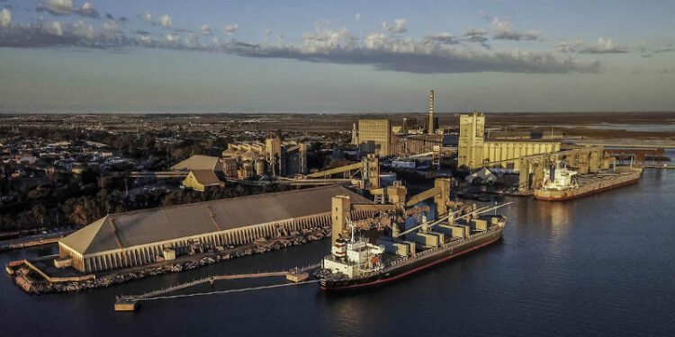 Puerto de Bahía Blanca vista aérea
