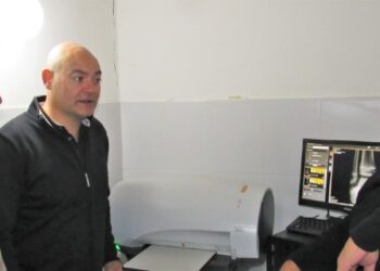 Reyes visitando Oriente