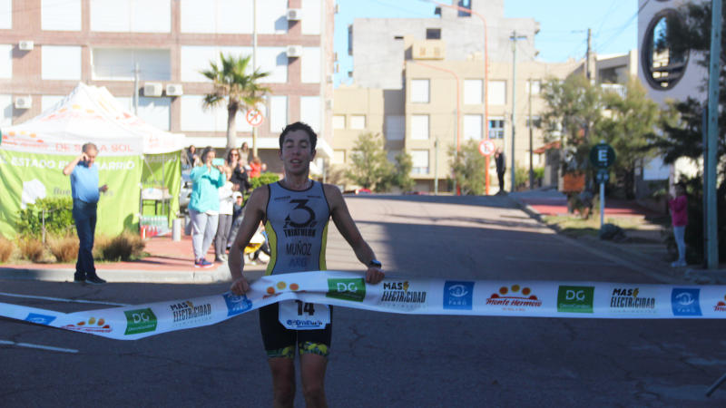 Tiago Muñoz triatlón Monte Hermoso