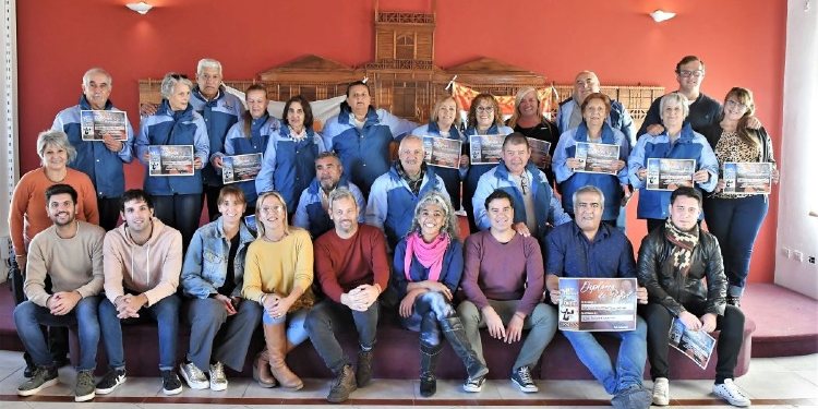 Delegación montermoseña que participó en el Festival Cosquín Abuelazo