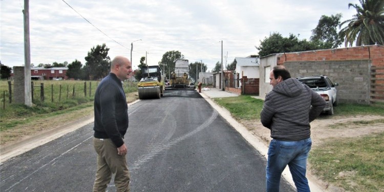 Obras de Asfaltado en Coronel Dorrego