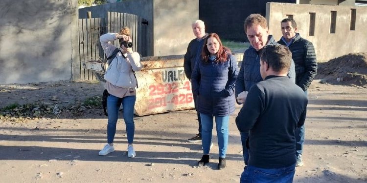 Diego Santilli recorriendo Monte Hermoso