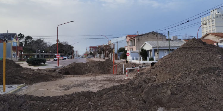 Corte en Faro Recalada y Pedro de Mendoza