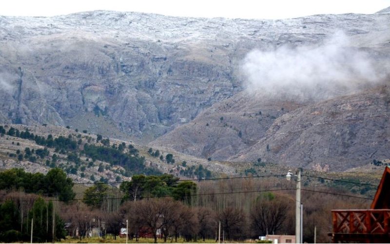 Cumbres nevadas de las sierras