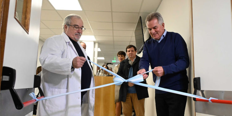 Inauguración en el hospital municipal de Bahía Blanca