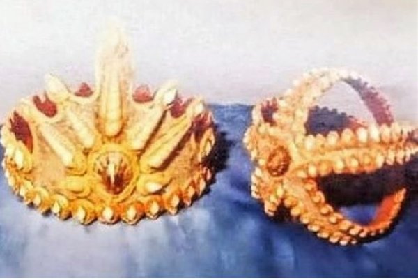 La “pesada” corona que creó el Dim