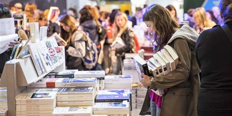 Feria Internacional del Libro en Bahía Blanca